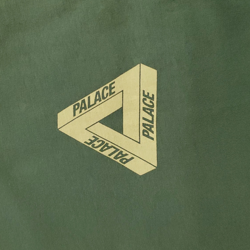 Palace Reverso Tee. Size Large. Color Green. - Picture 5 of 8